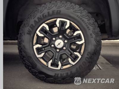 2024 Chevrolet Silverado 1500 ZR2 Crew Cab Short Bed 3LT - zdjęcie 12 z 26 - miniatura