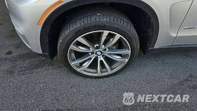 2015 BMW X5 Sports Activity Vehicle xDrive35i - zdjęcie 29 z 69 - miniatura