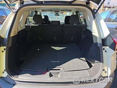 2023 Nissan Rogue SV - zdjęcie 19 z 28 - miniatura