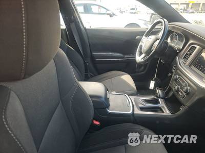 2022 Dodge Charger SXT - zdjęcie 8 z 18 - miniatura