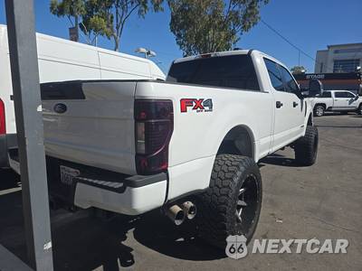 2020 Ford Super Duty F-250 XLT Crew Cab Medium Bed - zdjęcie 4 z 22 - miniatura