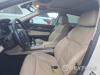 2009 BMW 7 Series Sedan 750Li - zdjęcie 7 z 19 - miniatura