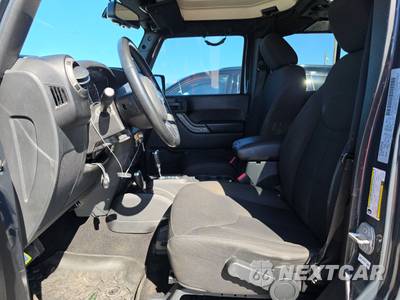 2017 Jeep Wrangler Unlimited Sport - zdjęcie 7 z 28 - miniatura