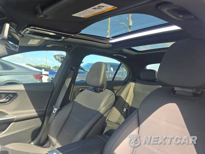 2025 Mercedes-Benz C 300 - zdjęcie 17 z 20 - miniatura