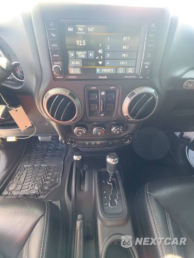 2017 Jeep Wrangler Unlimited Freedom Edition - zdjęcie 11 z 26 - miniatura
