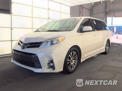 2019 Toyota Sienna XLE 8-Passenger 119.3" WB