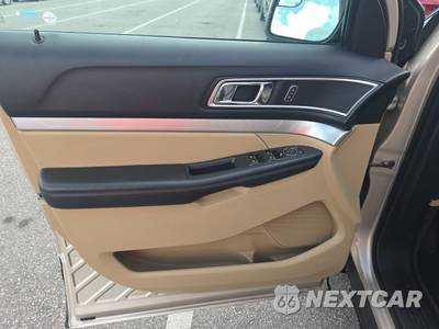 2017 Ford Explorer XLT - zdjęcie 9 z 27 - miniatura