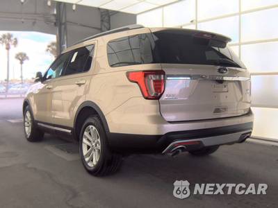 2017 Ford Explorer XLT - zdjęcie 6 z 27 - miniatura