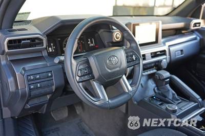 2025 Toyota 4Runner SR5 - zdjęcie 12 z 50 - miniatura