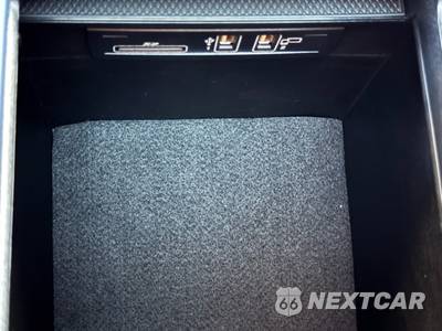 2022 Mercedes-Benz AMG G 63 4x4 Squared - zdjęcie 36 z 50 - miniatura