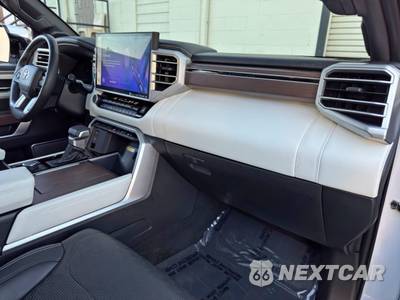 2023 Toyota Sequoia Capstone - zdjęcie 15 z 50 - miniatura