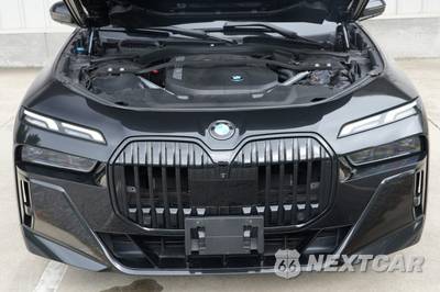 2023 BMW 7 Series Sedan 740i - zdjęcie 8 z 50 - miniatura