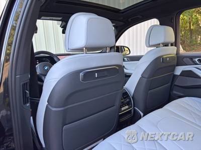 2025 BMW X5 Sports Activity Vehicle M60i xDrive - zdjęcie 42 z 50 - miniatura