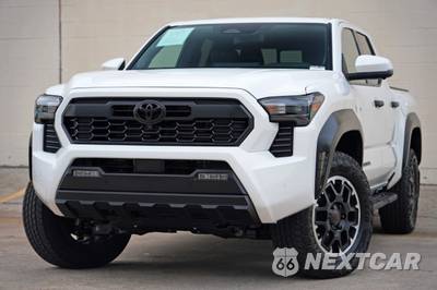 2026 Toyota Tacoma TRD Off-Road Crew Cab Medium Bed - zdjęcie 3 z 50 - miniatura