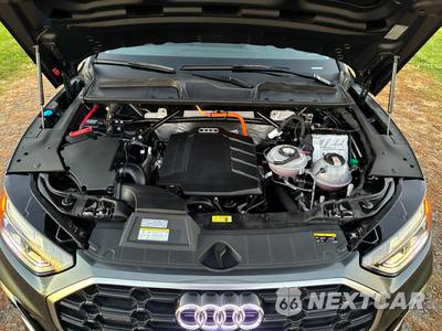 2025 Audi Q5 Plug-In Hybrid S line Premium Plus 55 TFSI - zdjęcie 10 z 38 - miniatura