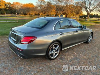2017 Mercedes-Benz E 300 Sport 4MATIC Sedan - zdjęcie 5 z 36 - miniatura
