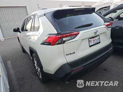 2021 Toyota RAV4 XLE Premium - zdjęcie 6 z 26 - miniatura