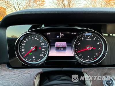 2017 Mercedes-Benz E 300 Sport 4MATIC Sedan - zdjęcie 24 z 36 - miniatura