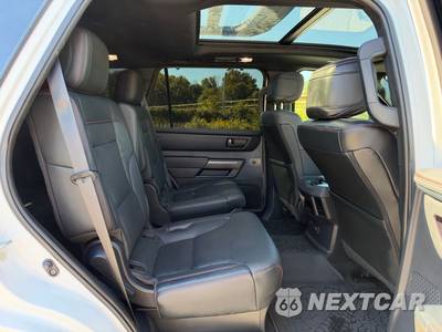 2024 Toyota Sequoia TRD Pro - zdjęcie 18 z 39 - miniatura
