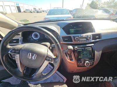 2016 Honda Odyssey EX-L w/Navigation 118.1" WB - zdjęcie 11 z 31 - miniatura