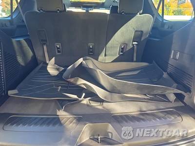 2021 Chevrolet Suburban LT 1LT - zdjęcie 21 z 27 - miniatura