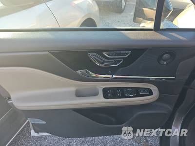 2020 Lincoln Corsair Reserve - zdjęcie 9 z 30 - miniatura
