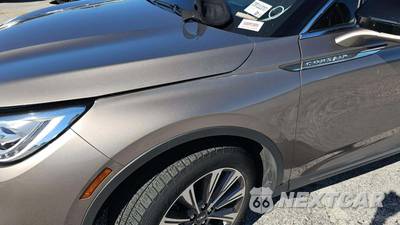 2020 Lincoln Corsair Reserve - zdjęcie 27 z 30 - miniatura