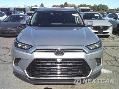 2025 Toyota Grand Highlander XLE - zdjęcie 19 z 32 - miniatura