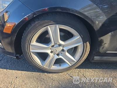 2010 Mercedes-Benz C 300 4MATIC - zdjęcie 8 z 22 - miniatura