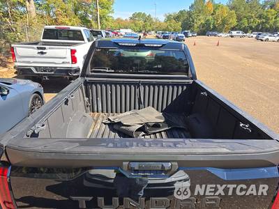 2023 Toyota Tundra SR5 Crew Cab Short Bed - zdjęcie 16 z 26 - miniatura