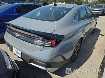 2026 Hyundai Sonata Hybrid Blue - zdjęcie 4 z 21 - miniatura