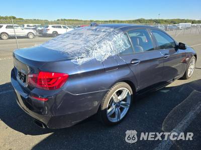 2012 BMW 5 Series Sedan 550i xDrive - zdjęcie 4 z 41 - miniatura