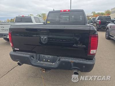 2022 Ram 1500 Classic Warlock Crew Cab Short Bed - zdjęcie 5 z 18 - miniatura