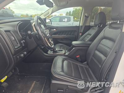 2022 GMC Canyon Denali Crew Cab Medium Bed - zdjęcie 7 z 19 - miniatura
