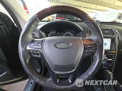 2016 Ford Explorer Platinum - zdjęcie 10 z 33 - miniatura