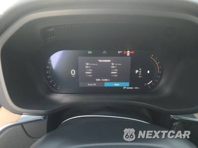 2026 Volvo XC60 B5 Plus - zdjęcie 12 z 35 - miniatura