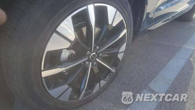 2026 Volvo XC60 B5 Plus - zdjęcie 28 z 28 - miniatura