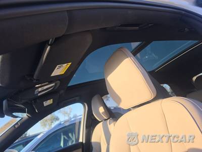 2026 Volvo XC90 B6 Plus 7-Passenger - zdjęcie 18 z 32 - miniatura