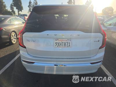 2026 Volvo XC90 B6 Plus 7-Passenger - zdjęcie 5 z 32 - miniatura