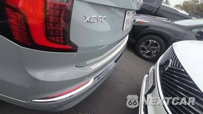 2026 Volvo XC90 B6 Plus 7-Passenger - zdjęcie 27 z 34 - miniatura