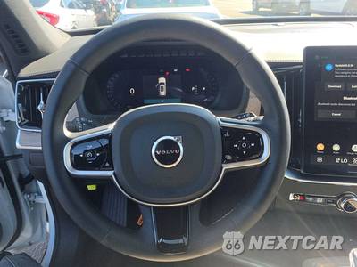 2026 Volvo XC90 B6 Plus 7-Passenger - zdjęcie 10 z 25 - miniatura