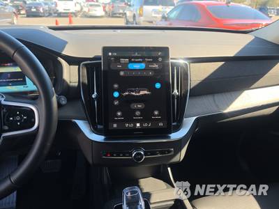 2026 Volvo XC90 Plug-In Hybrid T8 Ultra Dark Theme 7-Passenger - zdjęcie 11 z 41 - miniatura