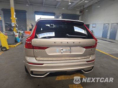 2023 Volvo XC60 B5 Plus Dark Theme - zdjęcie 5 z 43 - miniatura