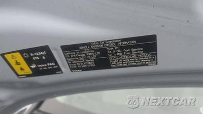 2024 Volvo XC40 B5 Plus Bright Theme - zdjęcie 19 z 35 - miniatura