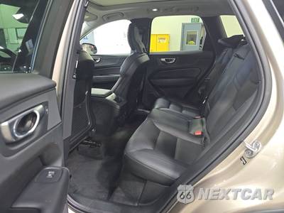 2023 Volvo XC60 B5 Plus Dark Theme - zdjęcie 13 z 43 - miniatura