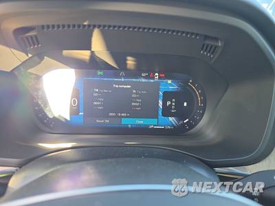 2026 Volvo XC60 B5 Plus - zdjęcie 12 z 30 - miniatura