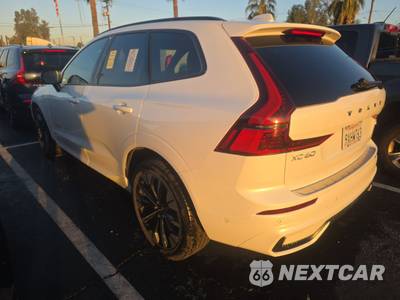 2026 Volvo XC60 B5 Plus - zdjęcie 6 z 37 - miniatura