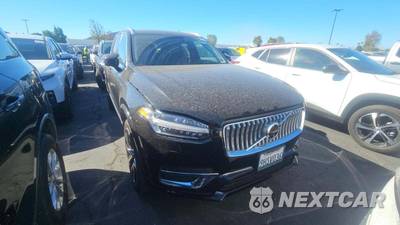 2024 Volvo XC90 B6 Plus Bright Theme 6-Passenger - zdjęcie 26 z 34 - miniatura