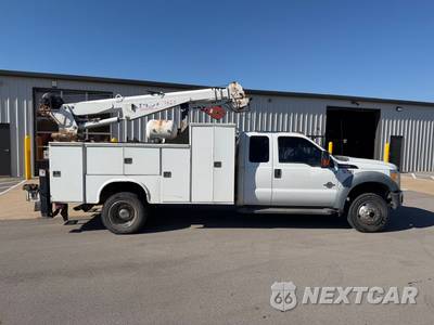 2012 Ford Super Duty F-550 Cab Chassis XL Extended Cab w/Rear Doors DRW