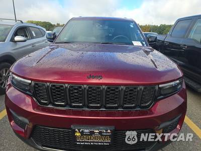2023 Jeep Grand Cherokee Altitude - zdjęcie 2 z 19 - miniatura